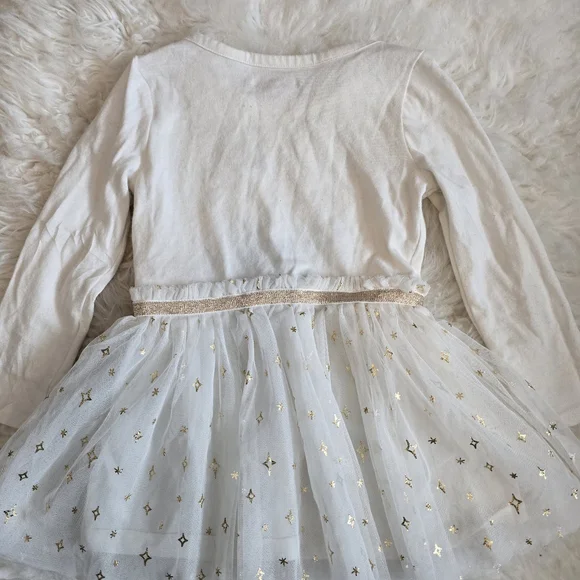 White dress - Picture 5 of 5